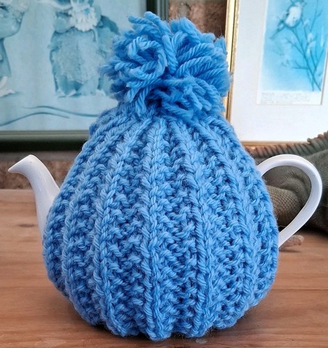 Hand knitted ribbed thermal - hand,